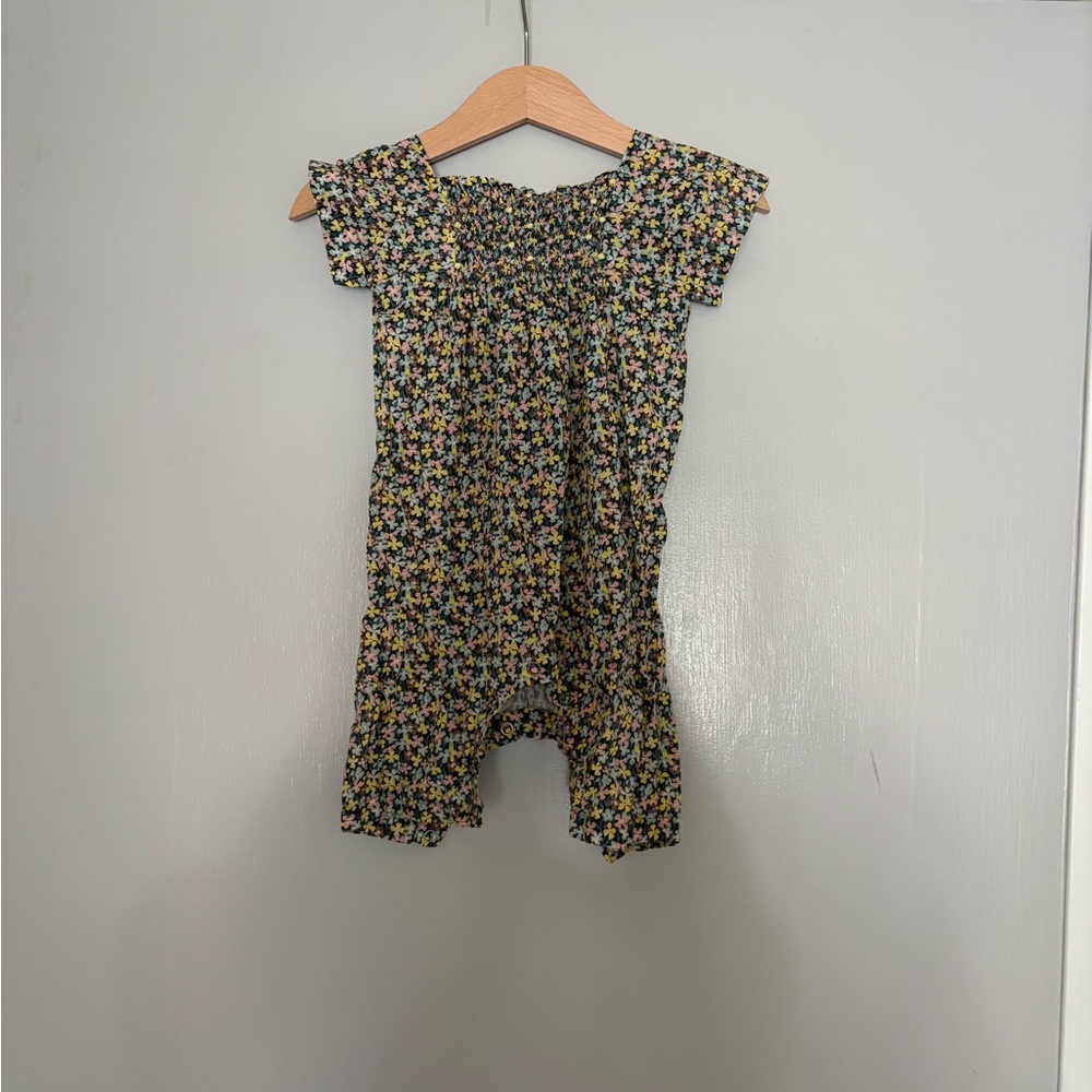 Bonpoint Floral Romper with Ruffled Sleeves